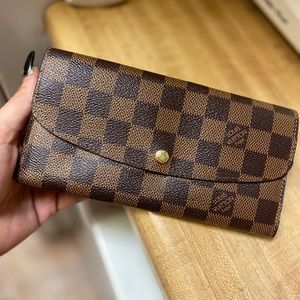 Louis Vuitton Emilie Wallet
